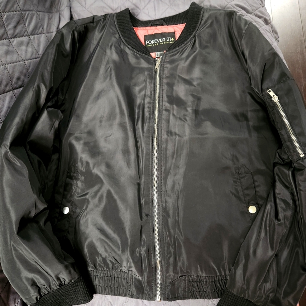Plus size bomber jacket